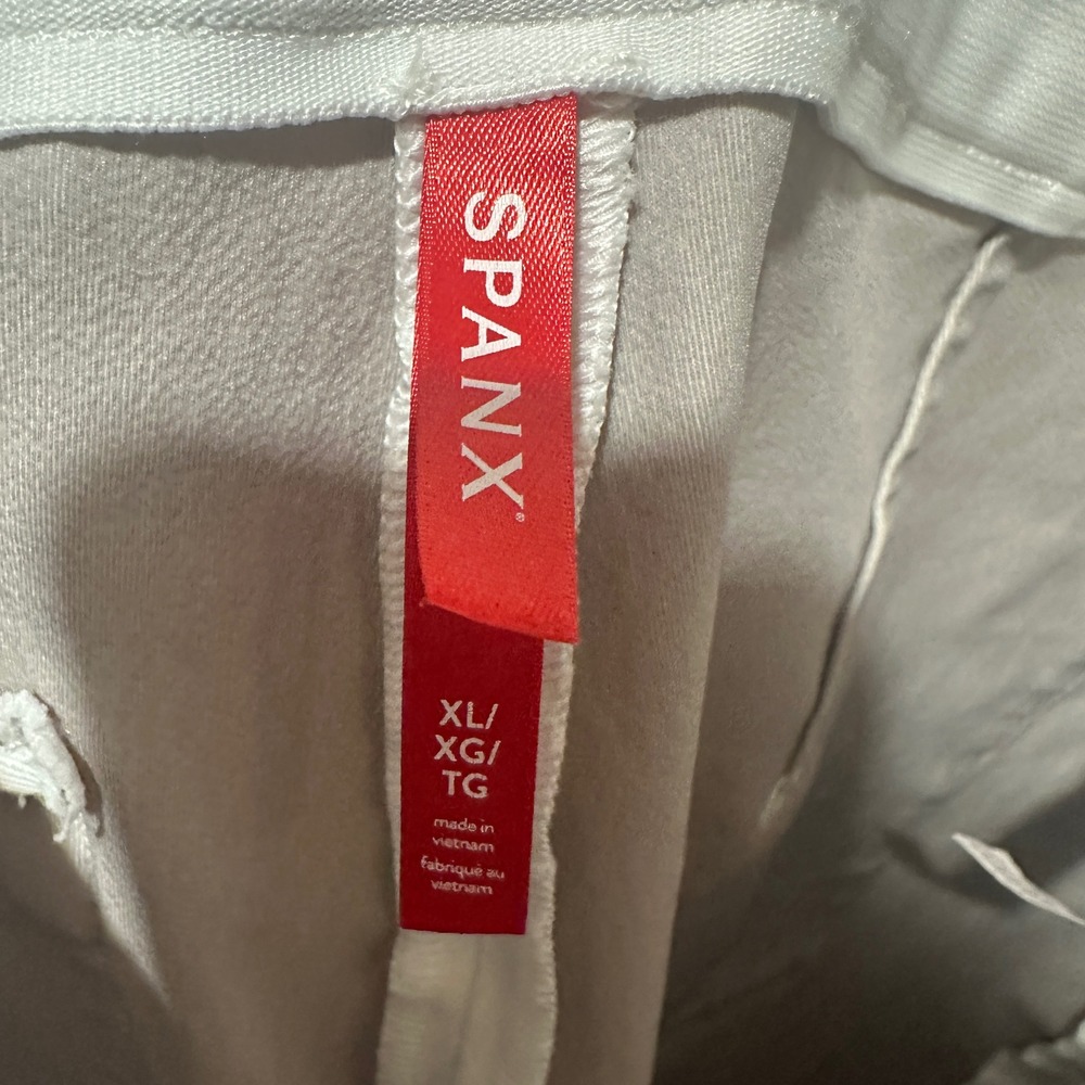 Spanx Womens XL White Stretch Twill Cropped Flare Ankle Pants Pull On Slimming - Picture 3 of 7